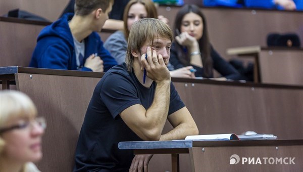 Плюс 4 тысячи: сколько бюджетных мест получат вузы Томска в 2021/2022г