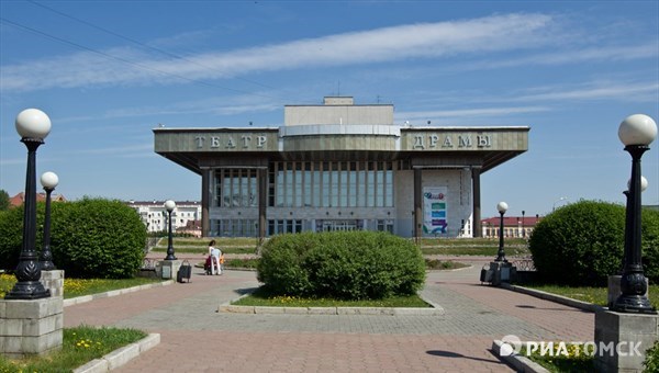 Томский драмтеатр отремонтирует аварийную кровлю до конца 2021г