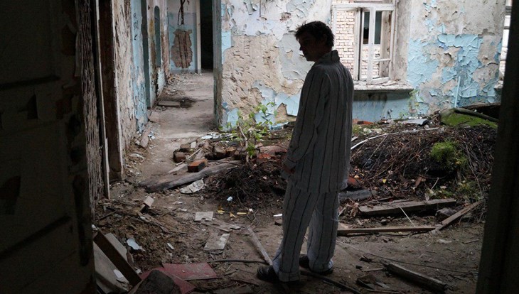 Заброшенный дом Томска создал атмосферу фильму про кошмар горожанина