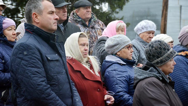 Мемориал жертвам политрепрессий открылся в томском Новорождественском