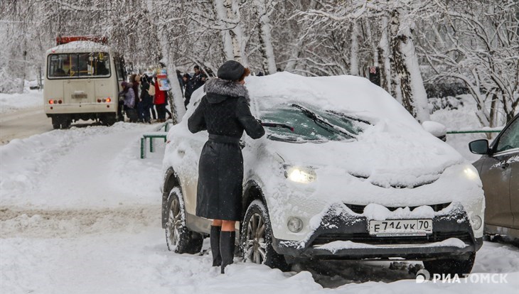 Небольшой снег и легкий мороз ожидаются в Томске во вторник