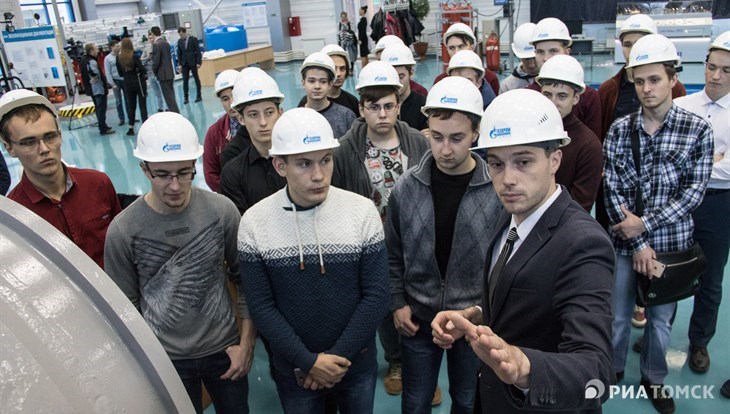 Газпром трансгаз Томск готовит кадры для Силы Сибири со школы