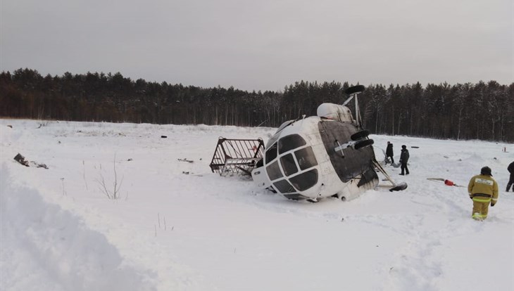 Вертолет совершил жесткую посадку в Томской области