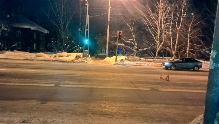 Пятилетний мальчик попал под колеса ВАЗа на переходе в Томске