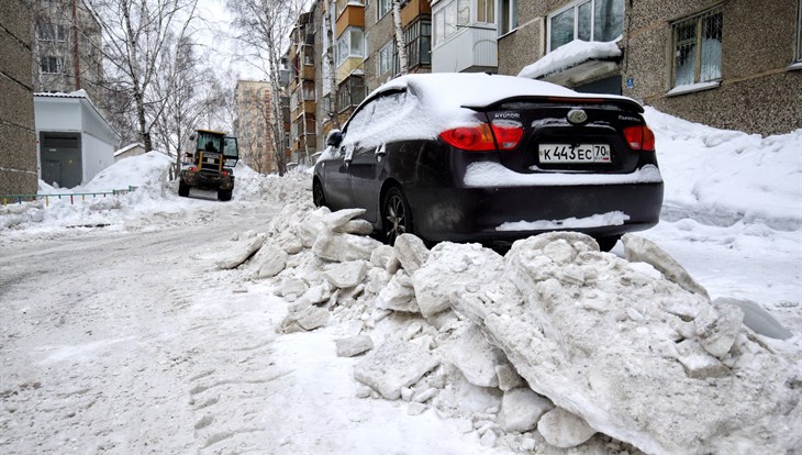 Власти: районам Томска на уборку улиц нужно вдвое больше денег