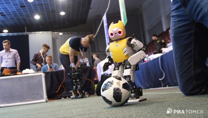 Чемпионат по робототехнике RoboCup открылся в Томске