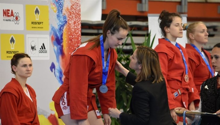 Томская самбистка завоевала серебро чемпионата Европы