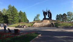 Томский скульптор Гнедых отреставрирует памятник в Лагерном саду