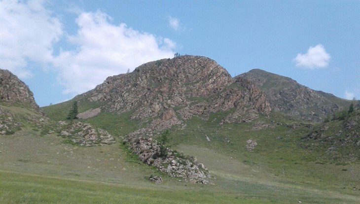 Двое вахтовиков, зараженных COVID-19, возвращаются с Алтая в Томск