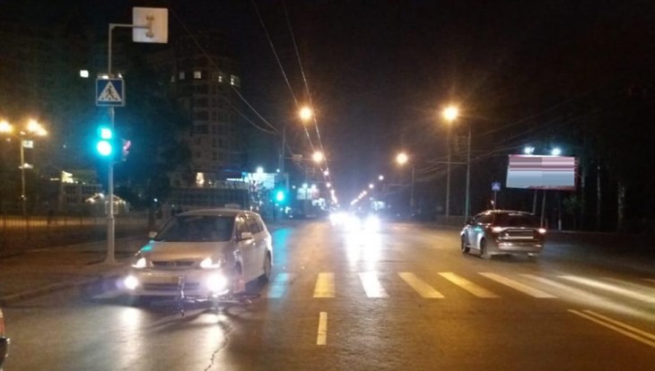 Два подростка-велосипедиста попали под колеса авто в выходные в Томске