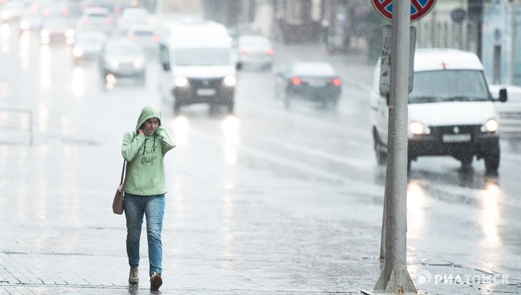 Синоптики прогнозируют ветреный и дождливый понедельник в Томске