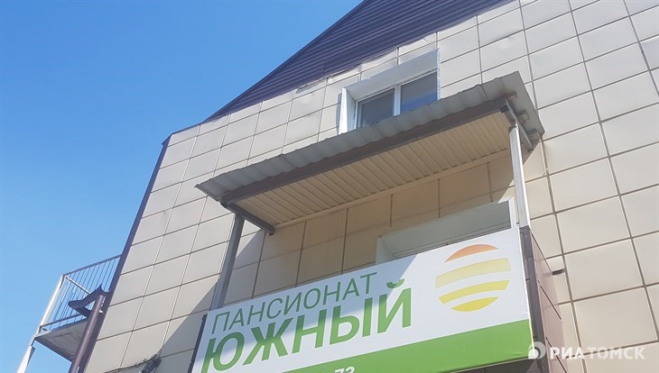 Власти: всего в доме престарелых в Томске COVID-19 заболели 56 человек