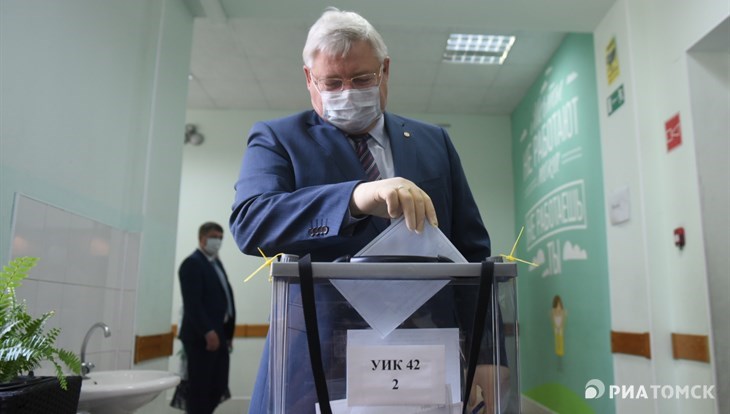 Кляйн и Жвачкин проголосовали по поправкам в Конституцию РФ