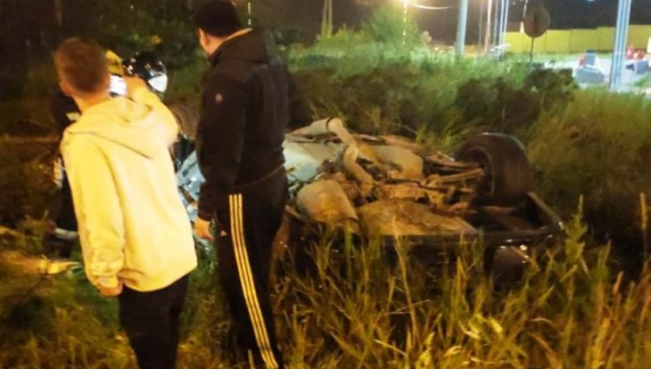 Один человек погиб, двое пострадали в ДТП на улице Осенней в Томске