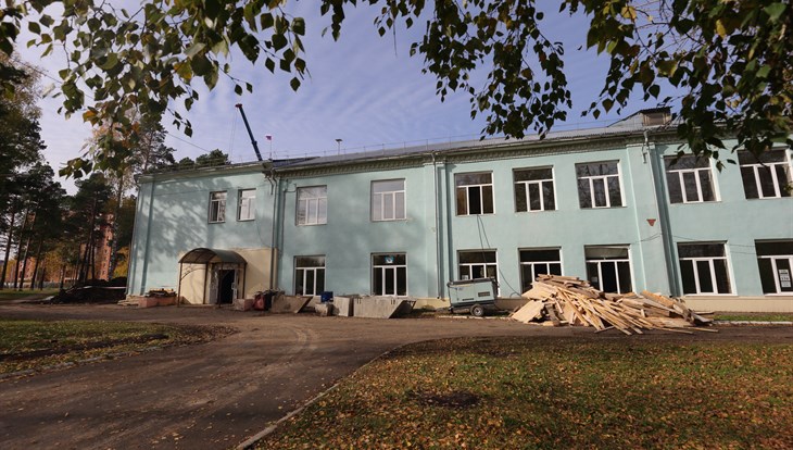 Власти Томска нашли в горбюджете 17,8 млн руб на ремонт школы №19
