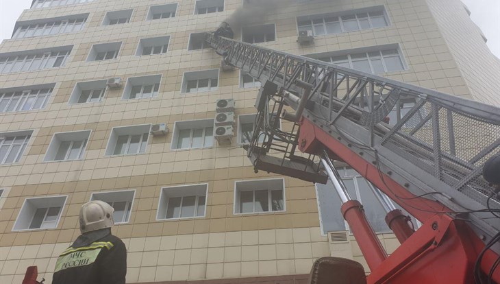 Около 25 человек эвакуированы из-за пожара в томском НИИ онкологии