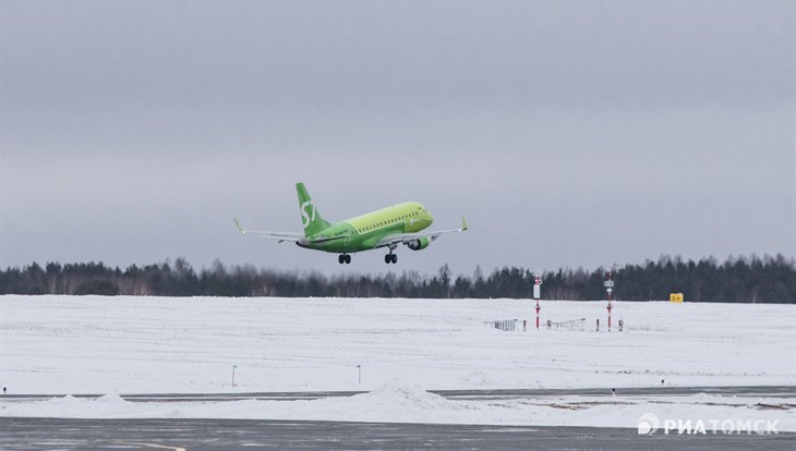 Вылетевший из Томска в Москву борт S7 спустя 3 часа сел Новосибирске