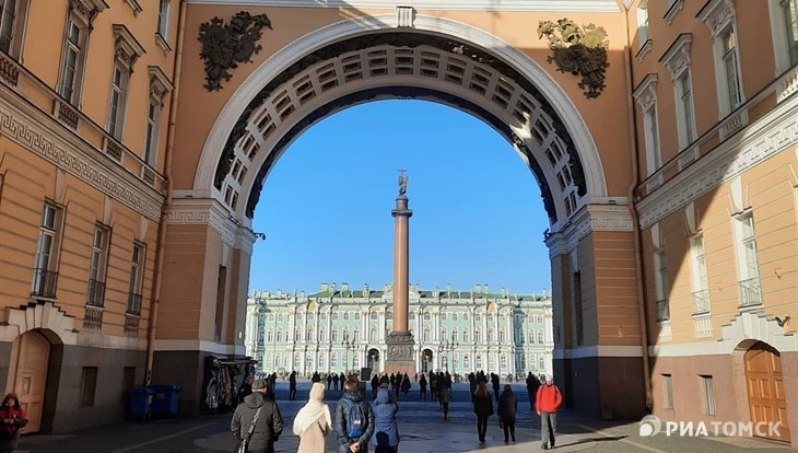 Число пассажиров авиарейсов Томск-Санкт-Петербург в 2022г удвоилось