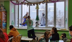 Дед Мороз и Снегурочка из томской ПСС поздравили детей в больнице №1