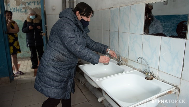 Независимые лаборатории оценят качество воды в томском поселке Спутник