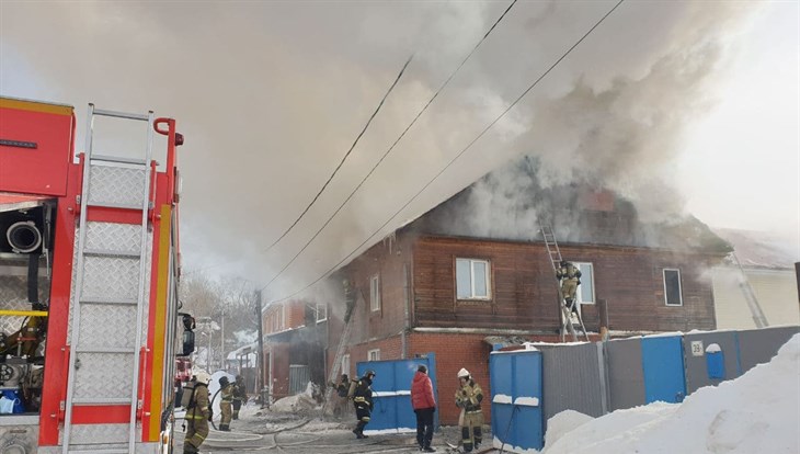 Молитвенный дом евангелистов-пятидесятников горит в Томске