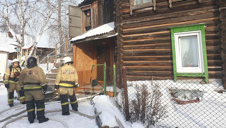 Десятилетний мальчик решил проверить противогаз и поджег дом в Томске