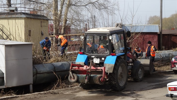 ТомскРТС вывезла из охранных зон тепломагистралей 50 тонн мусора