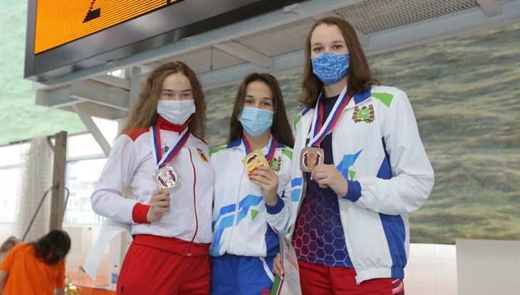 Томская сборная 3-й раз подряд стала чемпионом РФ по плаванию в ластах
