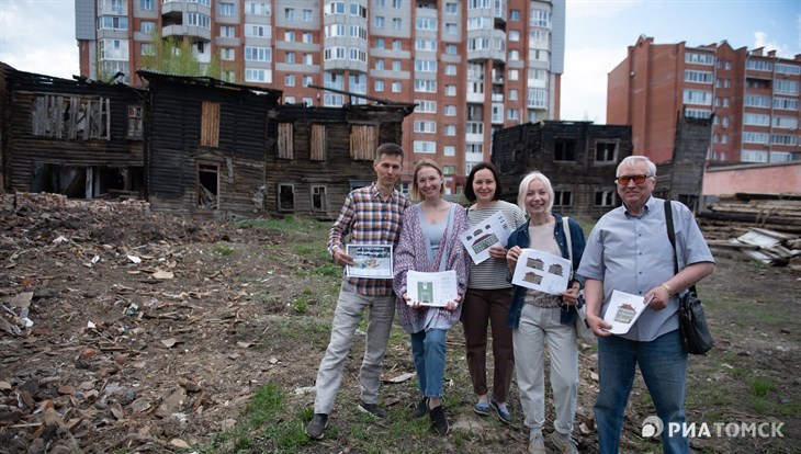 Fall in Akulove: как томская семья восстанавливает усадьбу Акулова