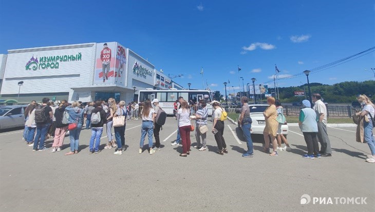 Томичи в выходные смогут поставить у ТЦ только 2-й компонент прививки