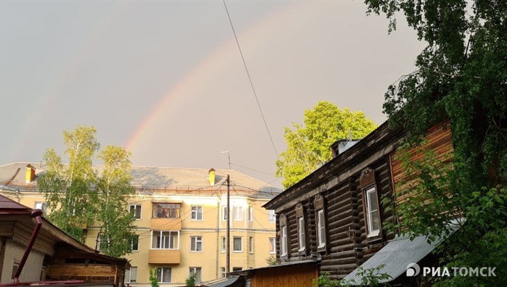 Синоптики прогнозируют жаркую погоду и грозу в четверг в Томске