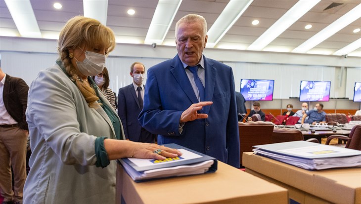 Жириновский возглавил список кандидатов в томскую облдуму от ЛДПР