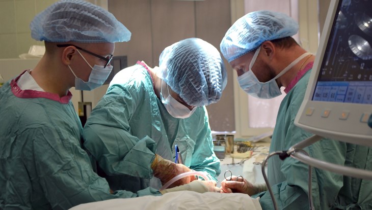 Томские онкологи удалили опухоль весом 12 килограммов