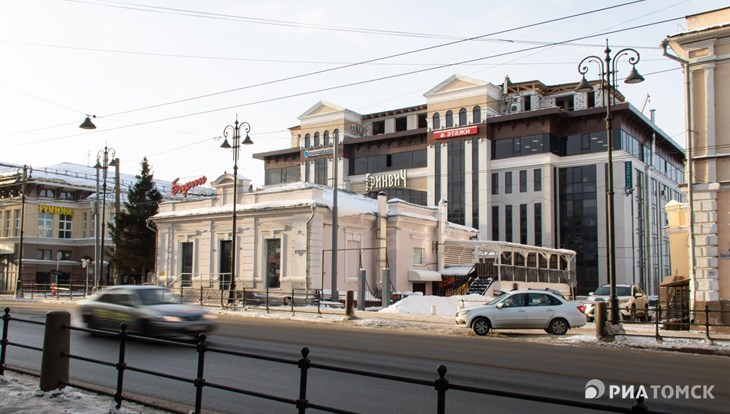 Власти: БЦ Гринвич в центре Томска незаконно строит 7-й этаж
