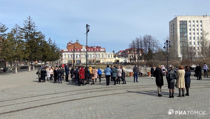 Менее 100 случаев COVID выявлено в Томской области впервые с октября