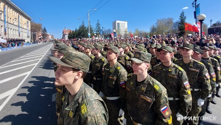 Несколько тысяч томичей собрались на митинг в честь Дня Победы