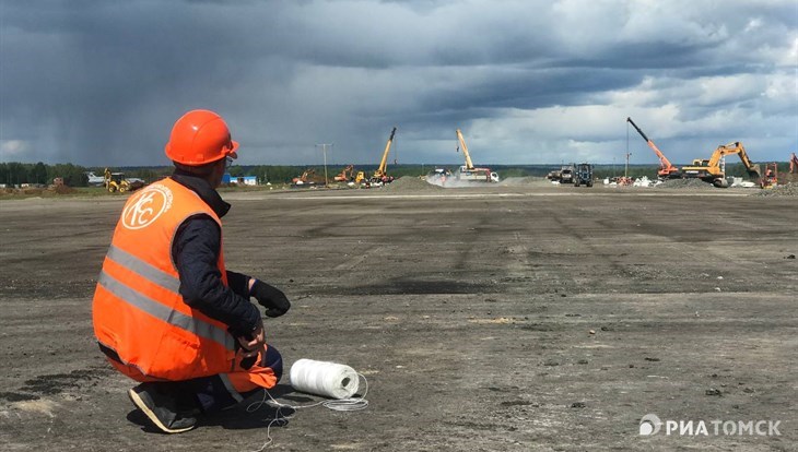 Аэропорт Томска ждет деньги на продолжение реконструкции ВПП в 2023г