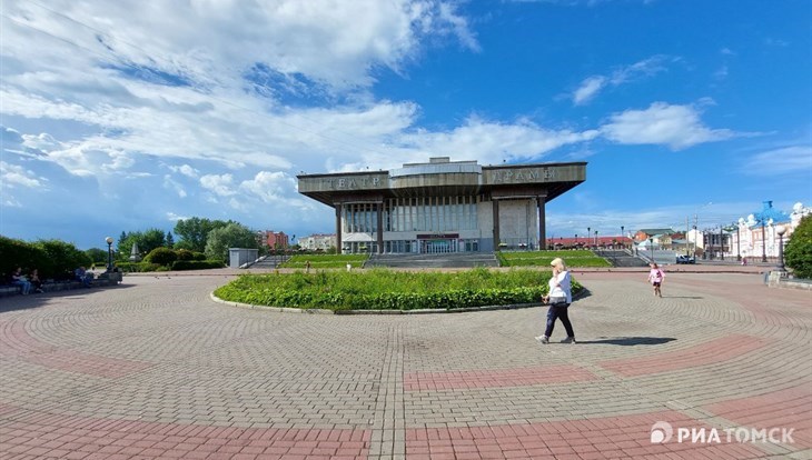 Начавшийся ремонт томского драмтеатра пока не мешает доступу зрителей