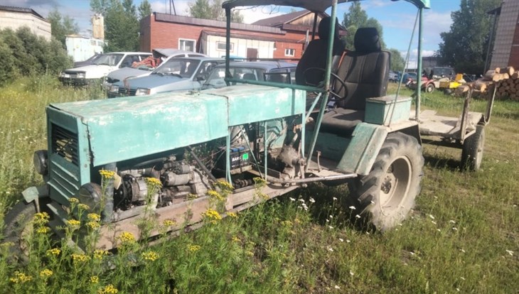 Полиция в Колпашеве задержала водителя трактора-трансформера