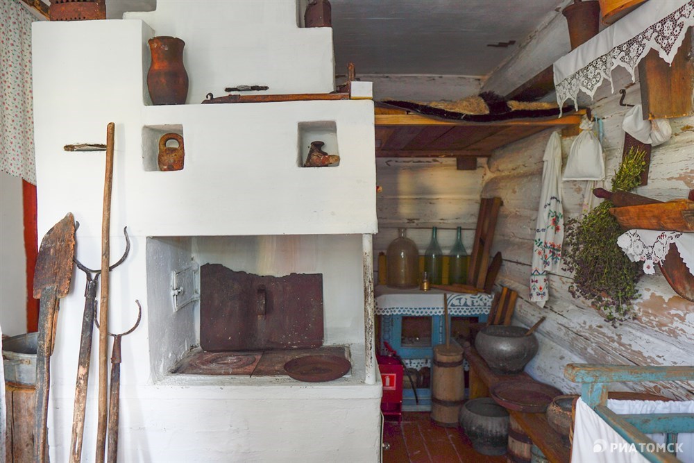 Например, можно посетить музей Дом зажиточного казака Семёна Шелудякова. По словам посетителя, внутреннее убранство дома как у моей бабушке в деревне и пахнет бабушкой.