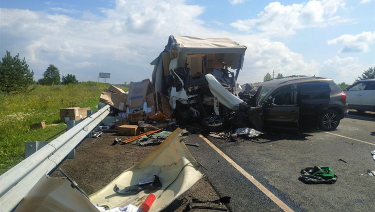 Девочка погибла и 4 пострадали в ДТП на томской трассе у с.Зоркальцево