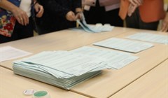 Мазур набирает 83% голосов после обработки 50% протоколов