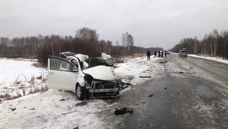 Двое пассажиров Daihatsu погибли в столкновении со Scania под Томском