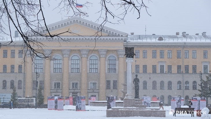 Шестнадцать школьников из регионов получили стипендию ректора ТУСУРа