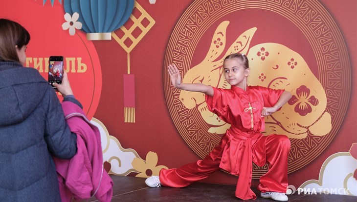 Китайский новогодний фестиваль в 2024г продлится в Томске 3 недели