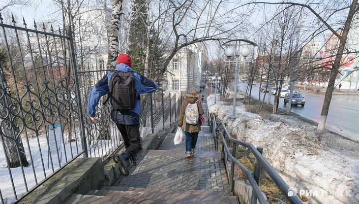 Вторник в Томске будет теплым, но с дождем и ветром