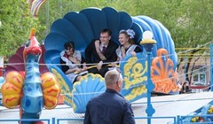 По мороженке – и на карусели: день последних звонков – 2023 в Томске