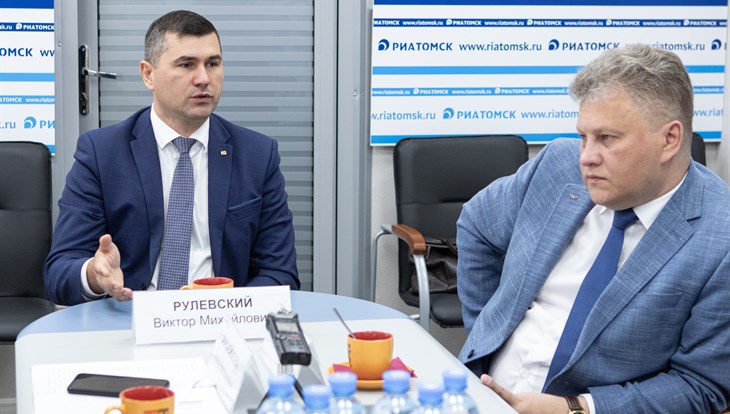 Создать стандарты для микросхем: год работы комитета 328 в ТУСУРе