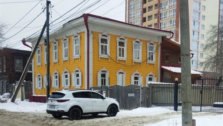 Дом в переулке Кустарном в Томске обрел новый фасад