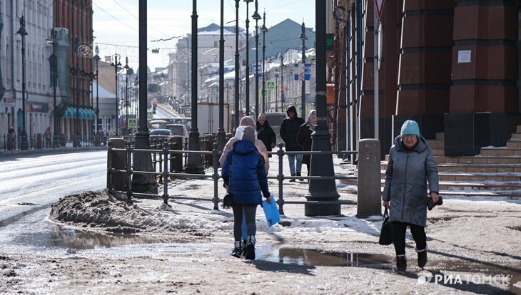 Минус 3 градуса и порывистый ветер ожидаются в Томске в среду